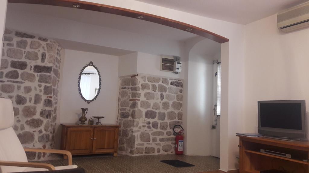 Apartment Vassa Котор Екстер'єр фото